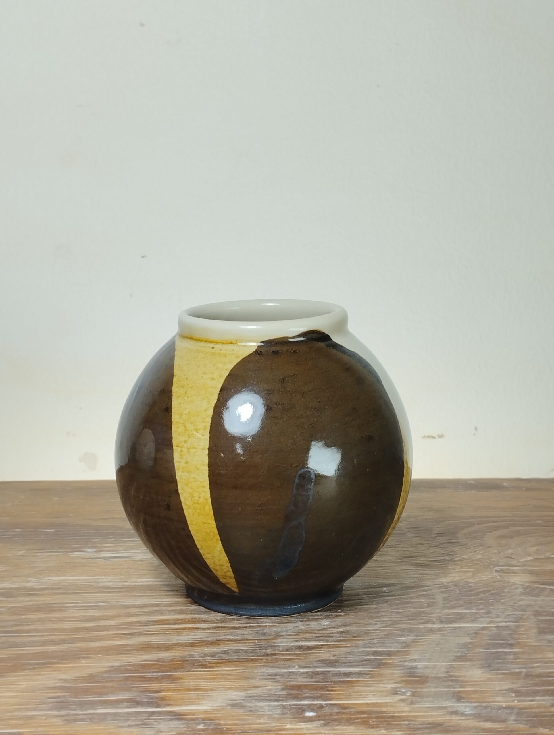 Small Brown Vase - Image 3